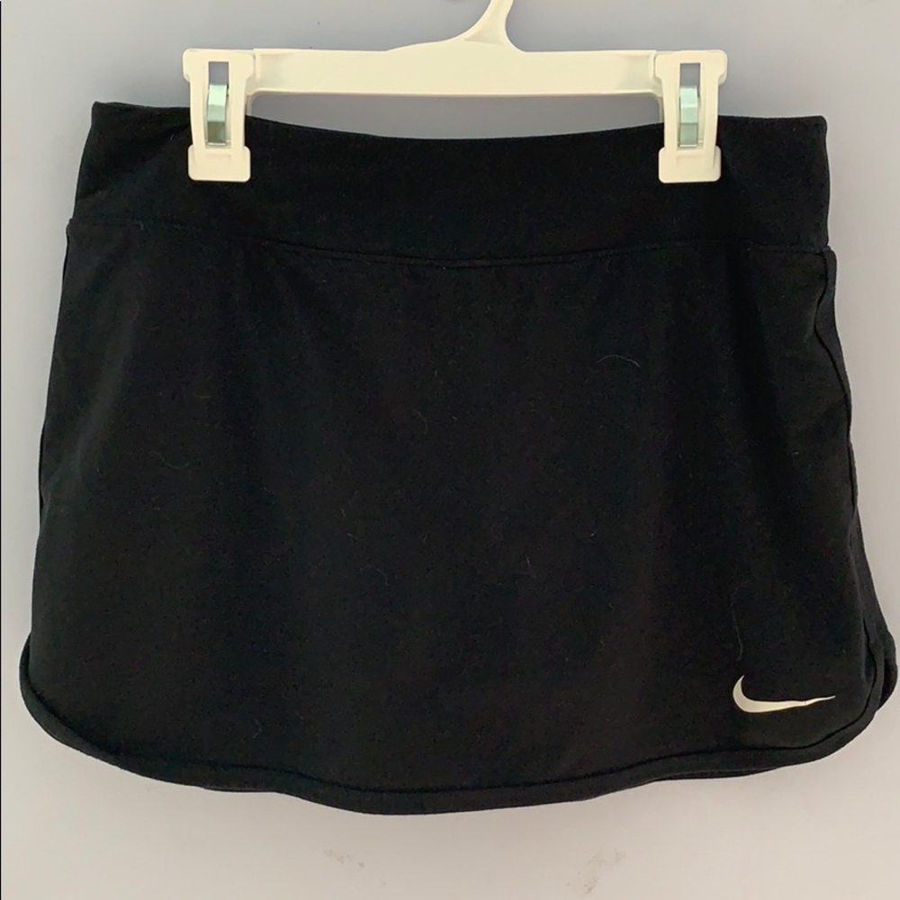 Black nike athletic skirt